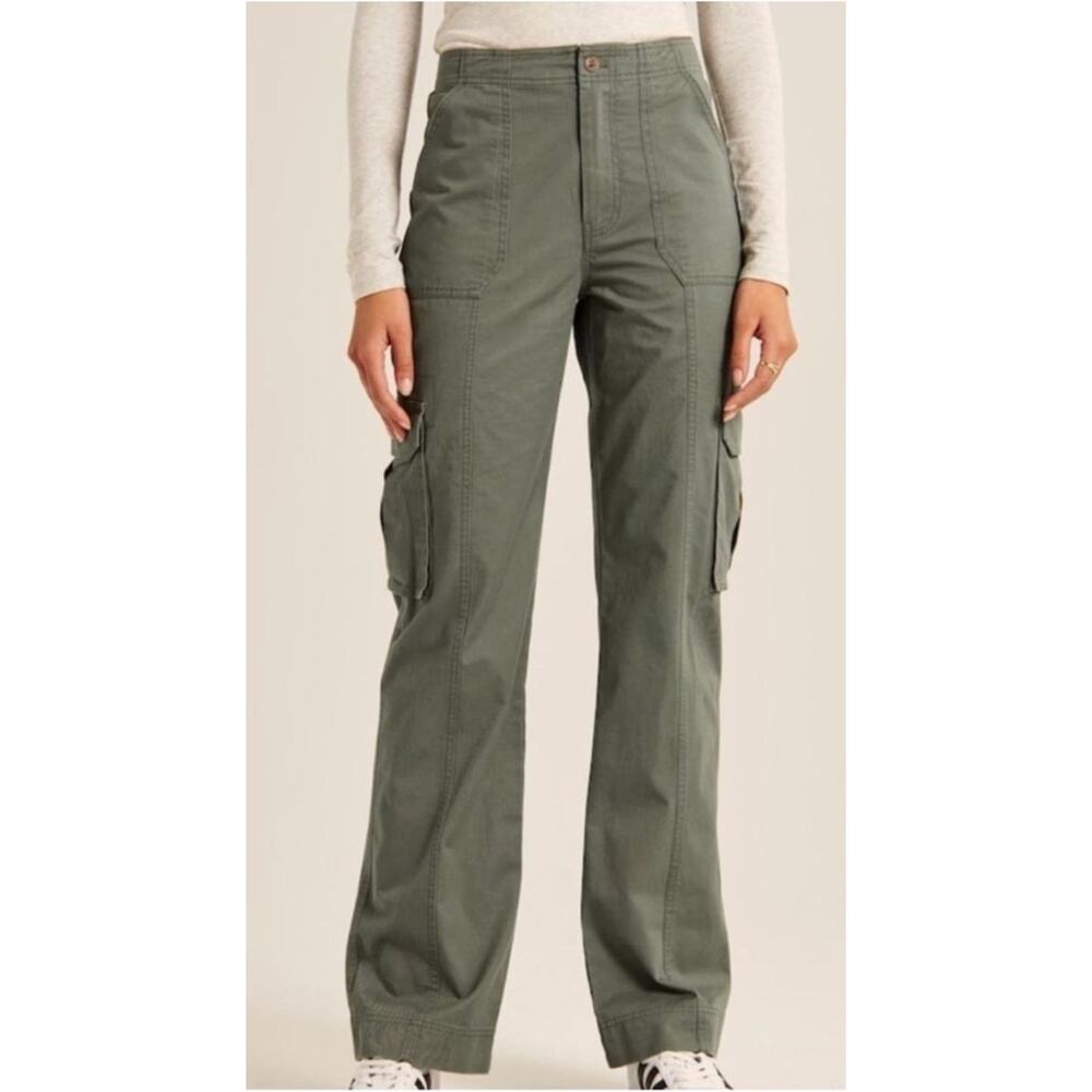 Abercrombie & Fitch Cargo Pants Size 32/14 Olive Green Wide Leg Utility